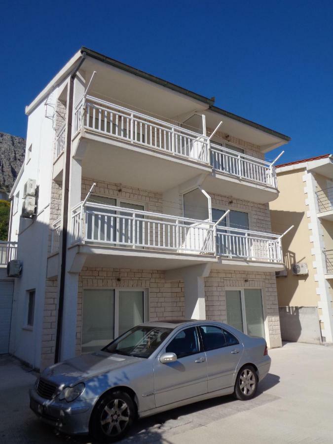 Apartments Rados Локва-Рогозница Экстерьер фото