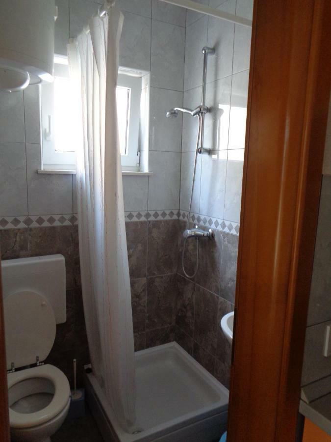 Apartments Rados Локва-Рогозница Экстерьер фото
